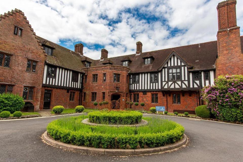 Hogarths Stone Manor Hotel Kidderminster Exterior foto
